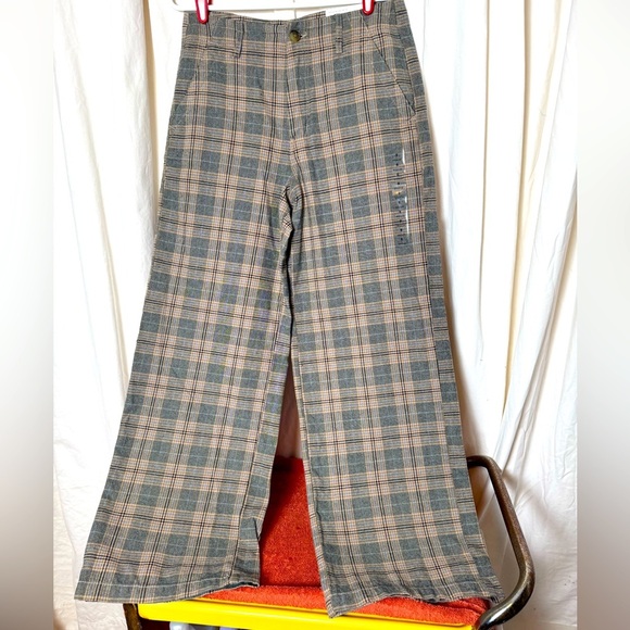 American Eagle Outfitters Plaid Pants - Green and Tan - Picture 2 of 3